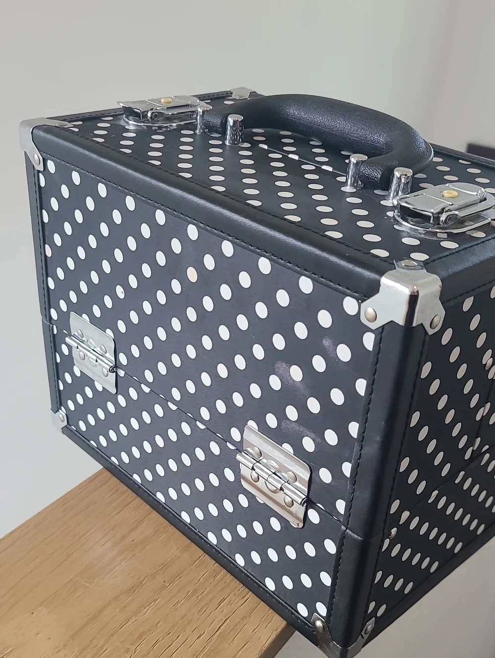 Caboodles 4 Tray Train Case Black and White Polka Dot Makeup Case
